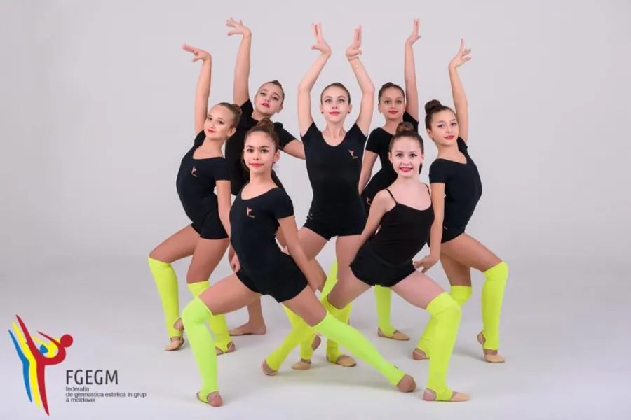 День открытых дверей в спортивном клубе эстетической гимнастики!
