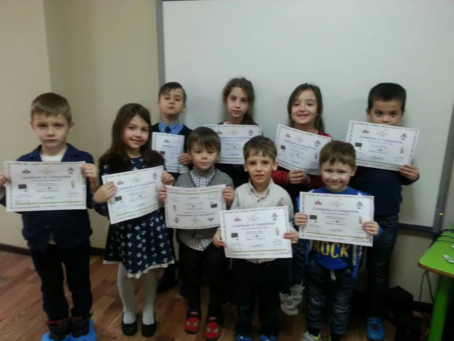 6 причин учить английский язык в центре FasTracKids (RU/RO)