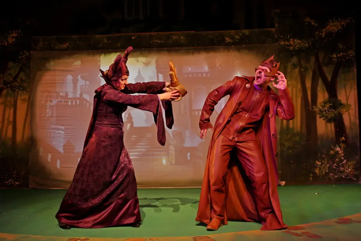 THE WIZARD OF THE EMERALD CITY