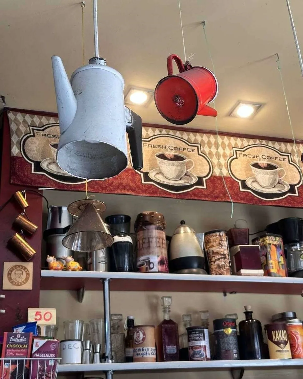 CoffeeMolka — кофейня-театр