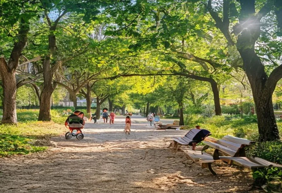 Парк «La Izvor»